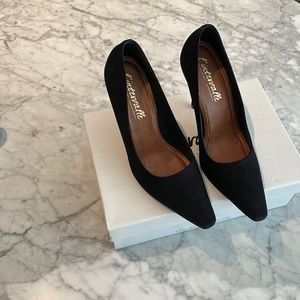 Size 8 black pumps